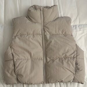 H&M Light Beige Quilted Puffer Vest